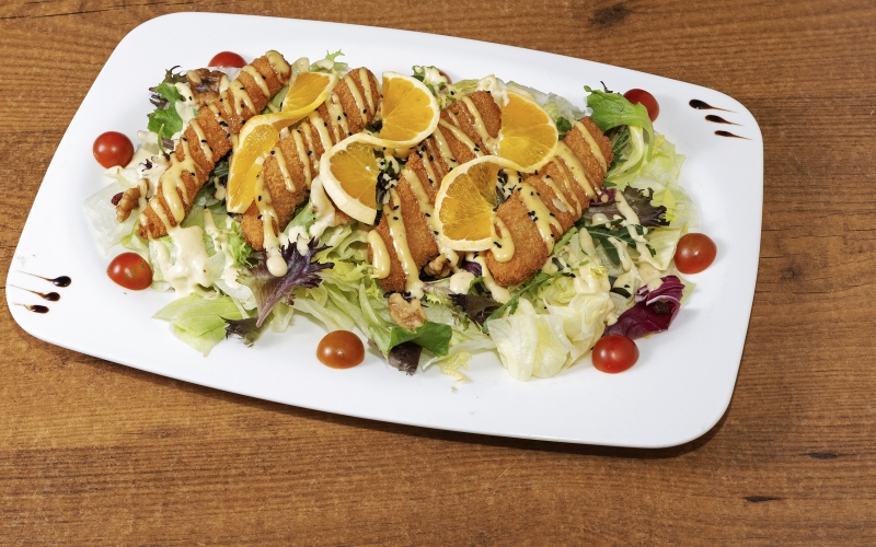 ENSALADA DE POLLO  CON SALSA DE HIGOS